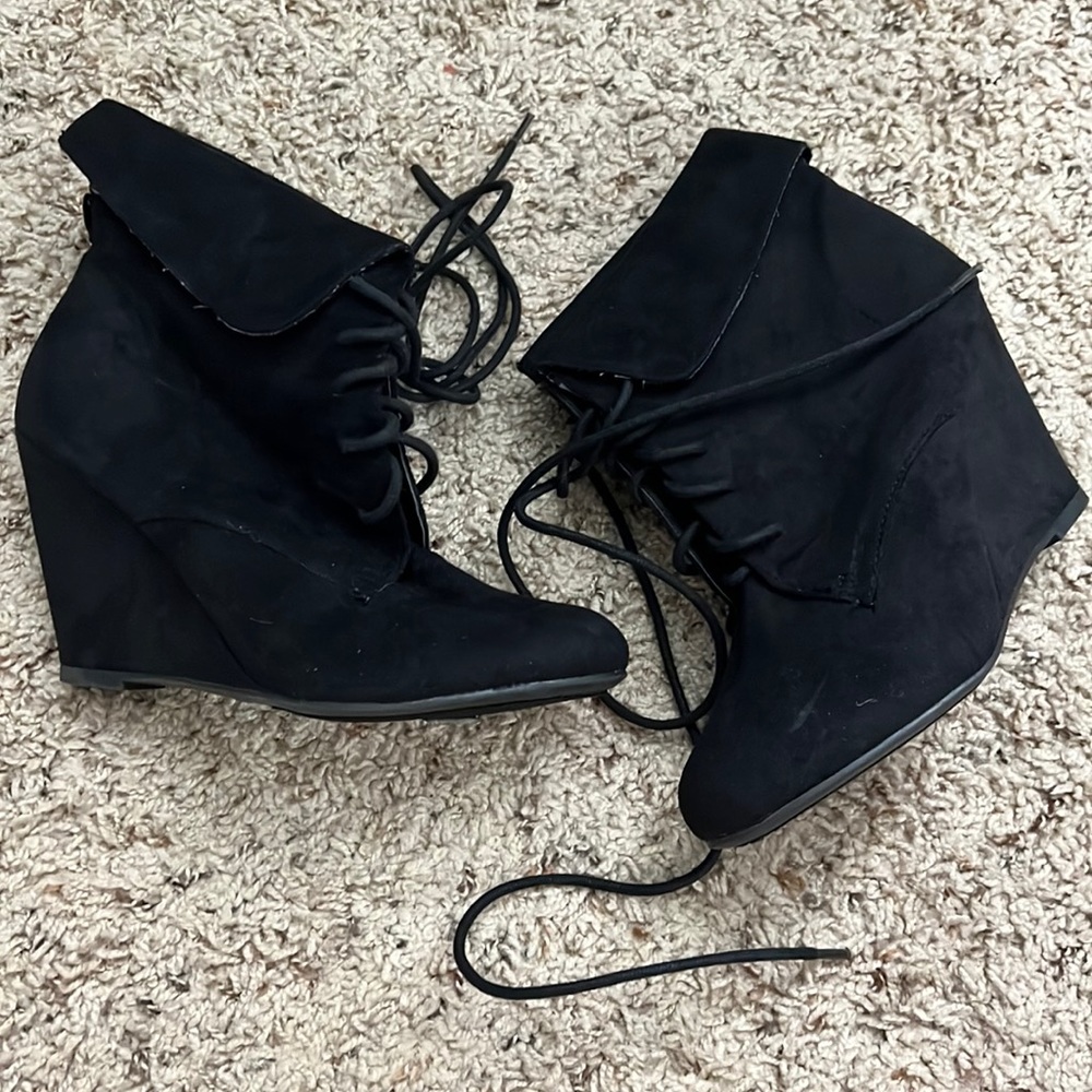 zigi soho black suedette sz 7
